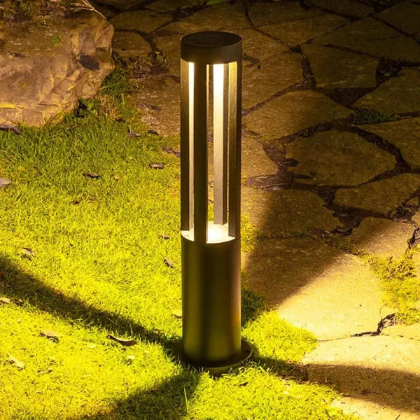 Éclairage extérieur pour villa moderne dans un parc communautaire pacifique | Marco Lucetti