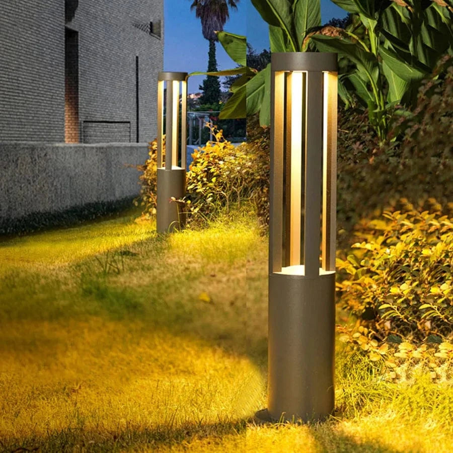 Éclairage extérieur pour villa moderne dans un parc communautaire pacifique | Marco Lucetti