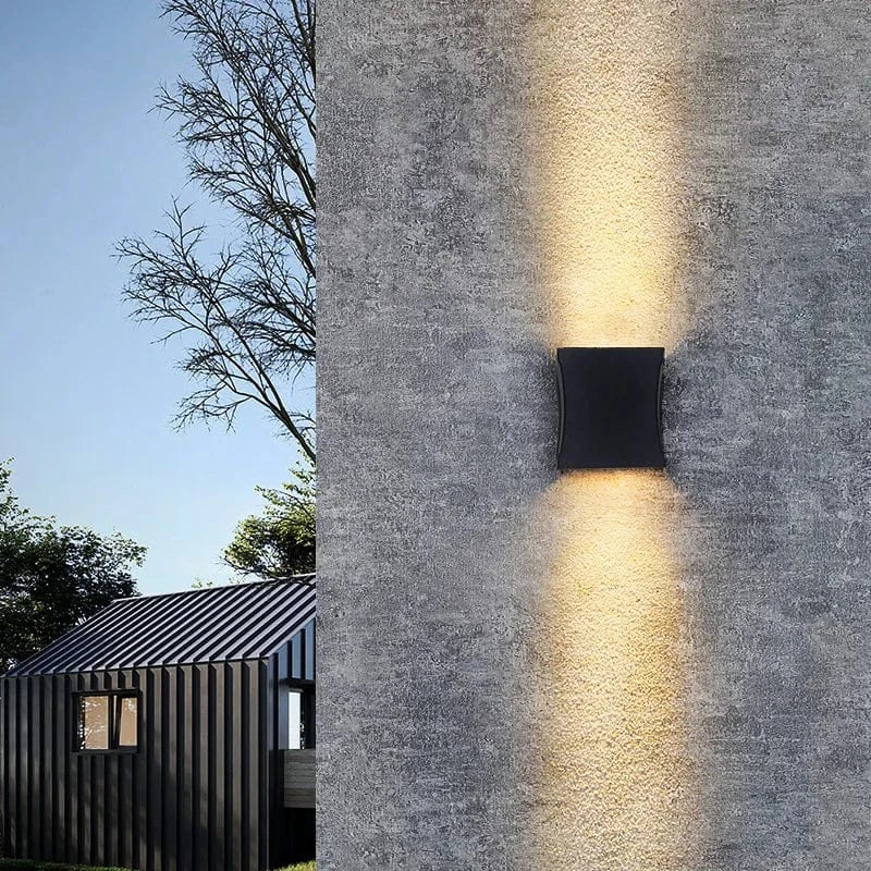 Éclairage mural LED pour l'extérieur - Idéal pour escalier, entrée, balcon, jardin, porche, terrasse - Étanche et polyvalent | Marco Lucetti Blanc chaud