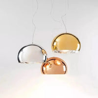 Gubi Turbo Suspension Globe Blanche pour Chambre à Coucher et Salle à Manger | Marco Lucetti