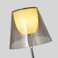 Ktribe : lampadaire design italien avec étagère, veilleuse acrylique et protection des yeux | Marco Lucetti