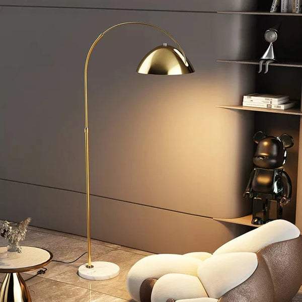 Lampadaire Arc en Métal Chromé Minimaliste Modern. | Marco Lucetti