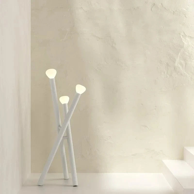 Lampadaire design en croisillons | Marco Lucetti