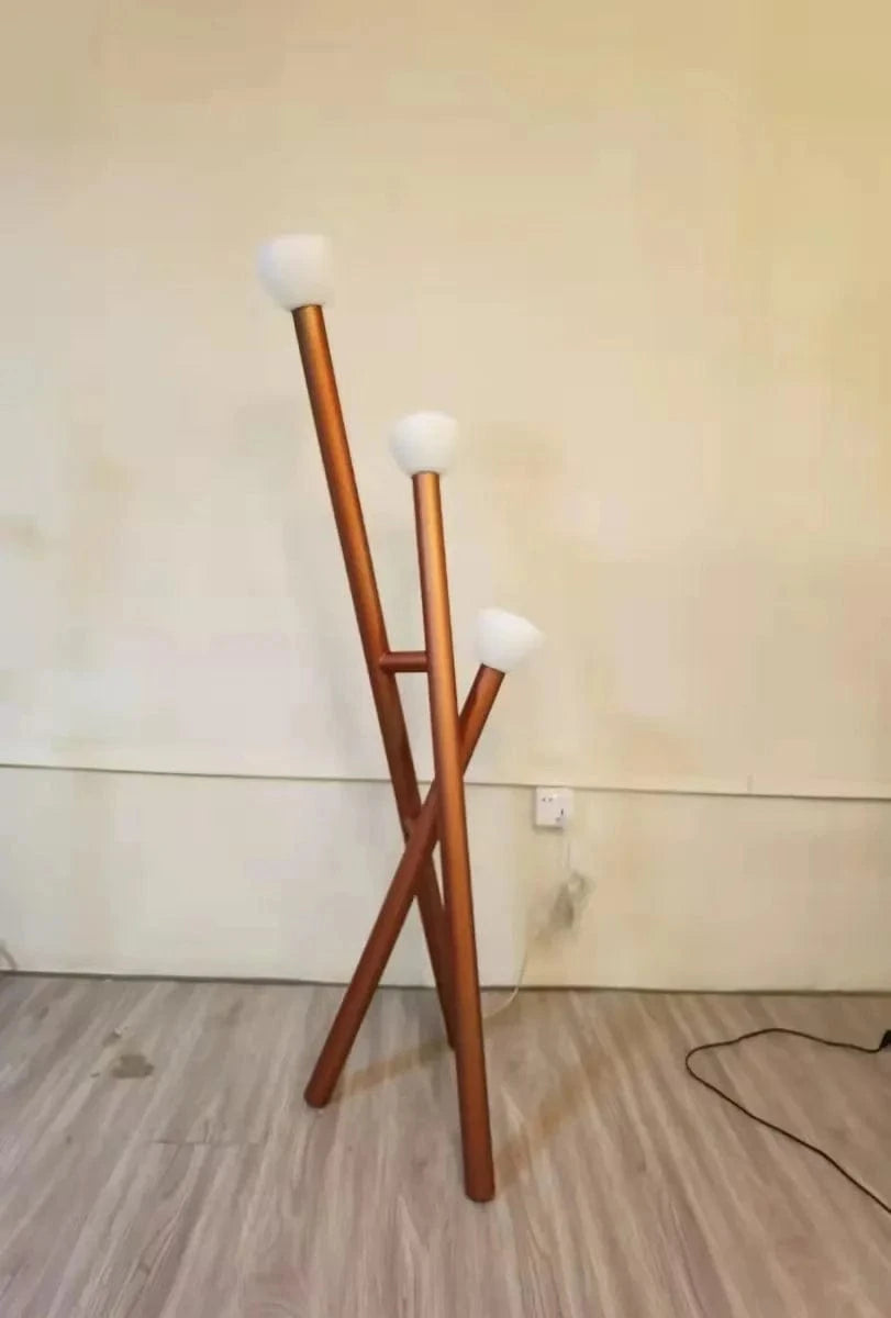 Lampadaire design en croisillons | Marco Lucetti Rouge