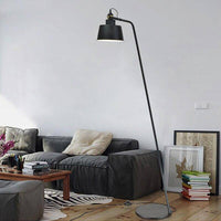 Lampadaire design incliné : Stand Incliné Moderne | Marco Lucetti