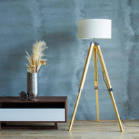 Lampadaire design sur tréteaux en bois avec abat-jour ajustable | Marco Lucetti