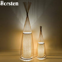 Lampadaire en bois bambou japonais | Marco Lucetti