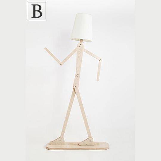 Lampadaire en bois japonais en forme de bonhomme | Marco Lucetti B