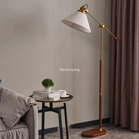 Lampadaire en bois massif avec abat-jour moderne. | Marco Lucetti
