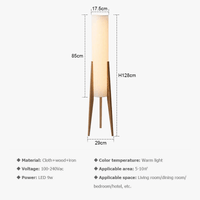 Lampadaire en bois massif - Collection Nordique - Abat-jour moderne en tissu - Pour chambre, salon, lecture, restaurant - Standing Lamp | Marco Lucetti