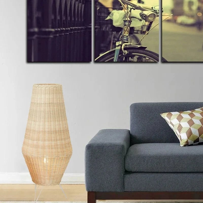 Lampadaire en rotin naturel minimaliste | Marco Lucetti