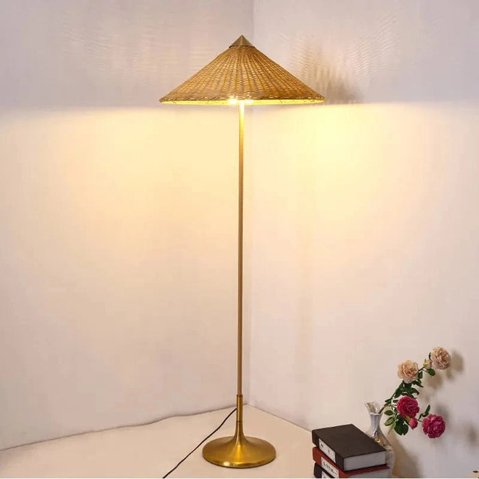 Lampadaire en Rotin Tynell LED pour Salon au Style Wabi Sabi | Marco Lucetti