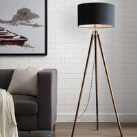 Lampadaire haut LED design modern | Marco Lucetti Lampadaire