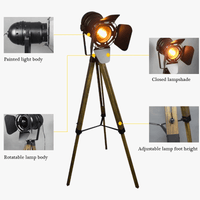 Lampadaire industriel Loft américain rustique Vintage - Lampadaires pour salon et bureau - Éclairage noir et rouge LED en bois | Marco Lucetti