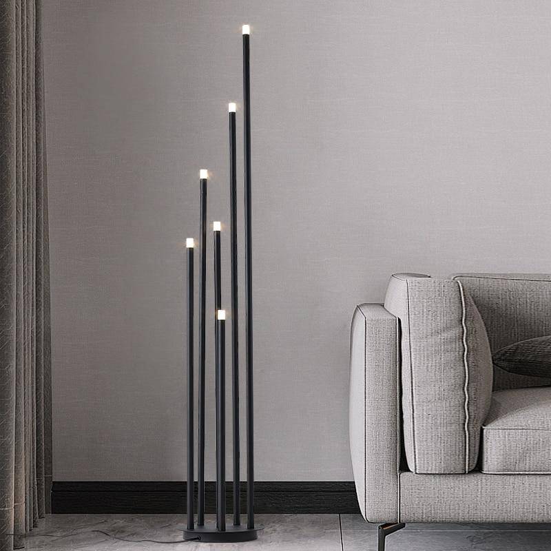 Lampadaire LED design "Tubes Noirs" en métal | Marco Lucetti