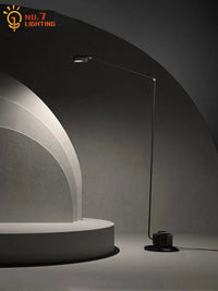 Lampadaire LED industriel design italien avec bras oscillant classique | Marco Lucetti