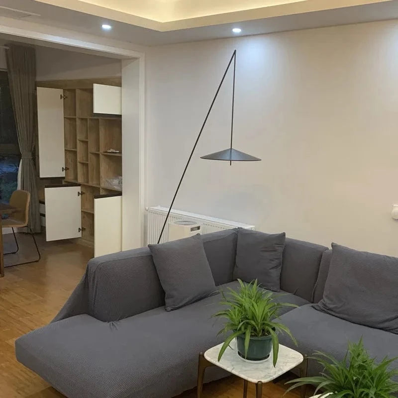 Lampadaire LED Métal Intérieur, Style Élégant pour Salon | Marco Lucetti