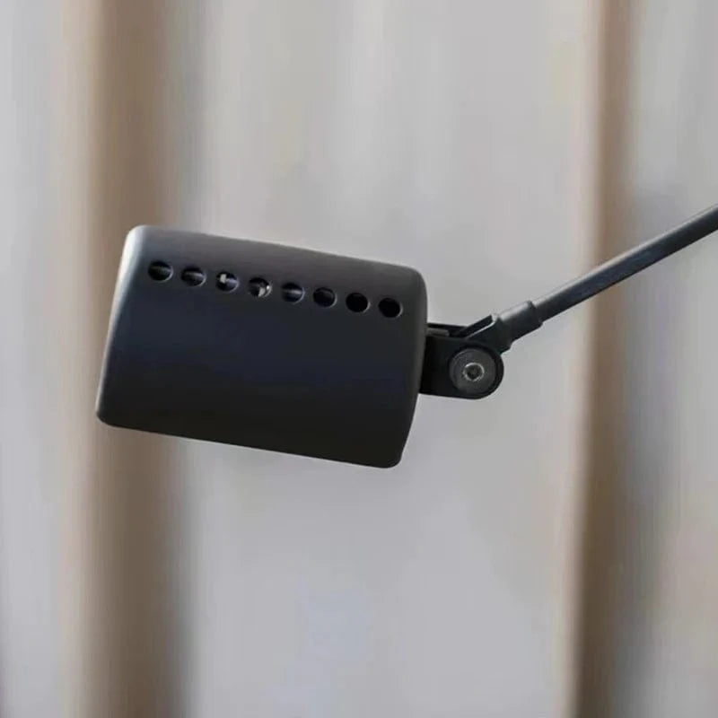 Lampadaire LED Minimaliste en Métal à Bras Long | Marco Lucetti