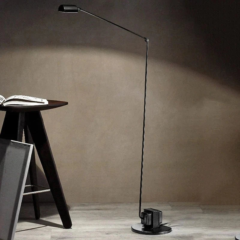 Lampadaire LED Minimaliste en Métal à Bras Long | Marco Lucetti Grand-Argent / Lumière chaude