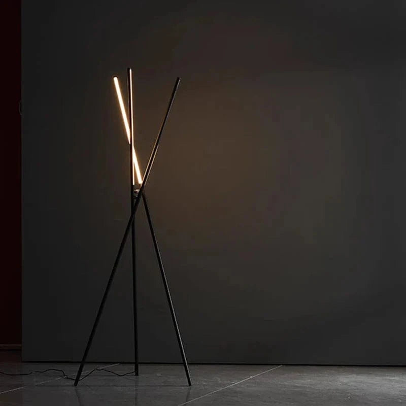 Lampadaire LED moderne pour un salon élégant - Créativité et Atmosphère | Marco Lucetti