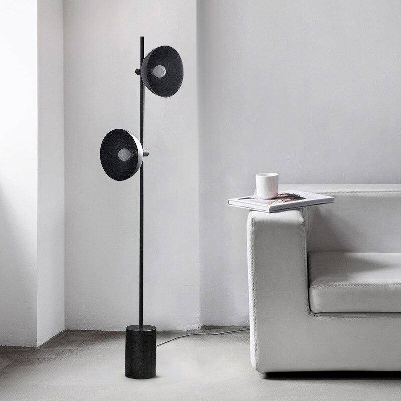 Lampadaire LED noir moderne | Marco Lucetti
