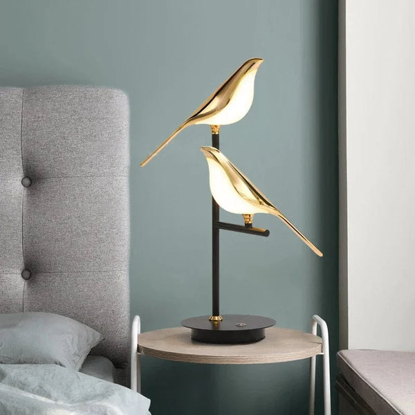 Lampadaire LED Nomi - Lampe Oiseau Postmoderne Galvanoplastie Doré - Design Luxe | Marco Lucetti