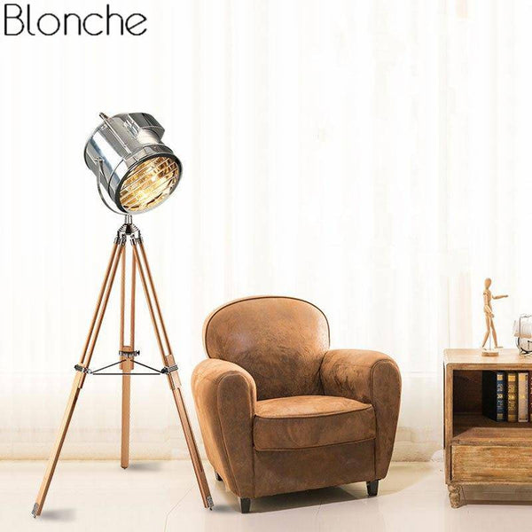 Lampadaire LED Projecteur Tripode en Métal | Marco Lucetti