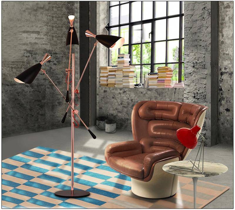 Lampadaire LED Rose Doré avec Bras Articulés | Marco Lucetti