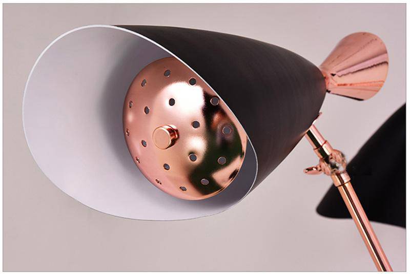 Lampadaire LED Rose Doré avec Bras Articulés | Marco Lucetti