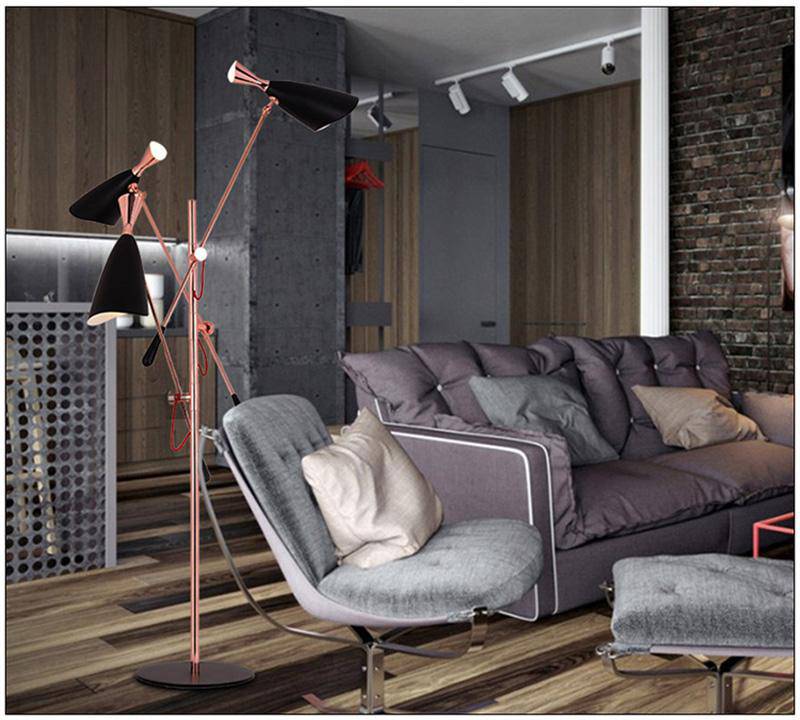 Lampadaire LED Rose Doré avec Bras Articulés | Marco Lucetti
