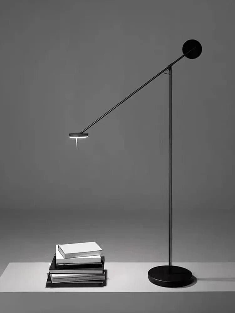Lampadaire LED Rotatif Minimaliste pour Lecture | Marco Lucetti