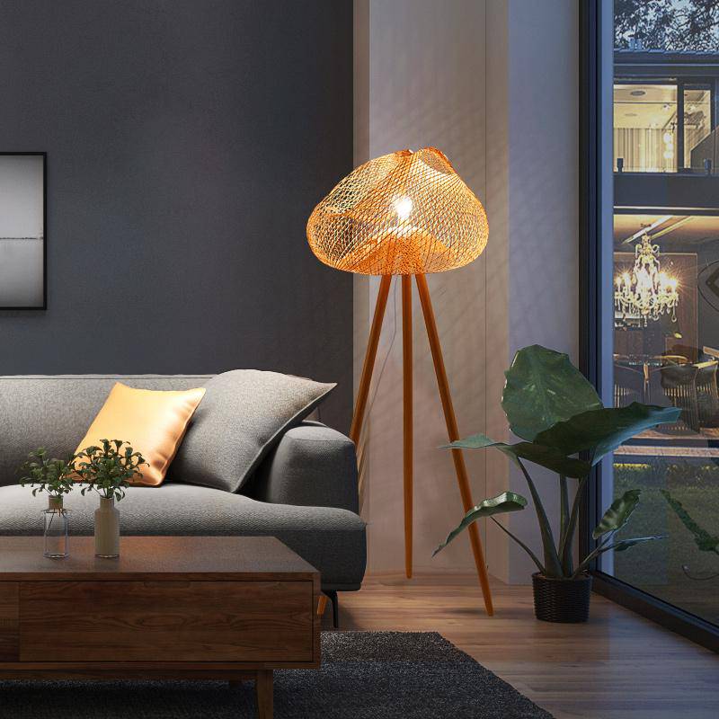 Lampadaire LED Scandinave en Bambou Tripode | Marco Lucetti