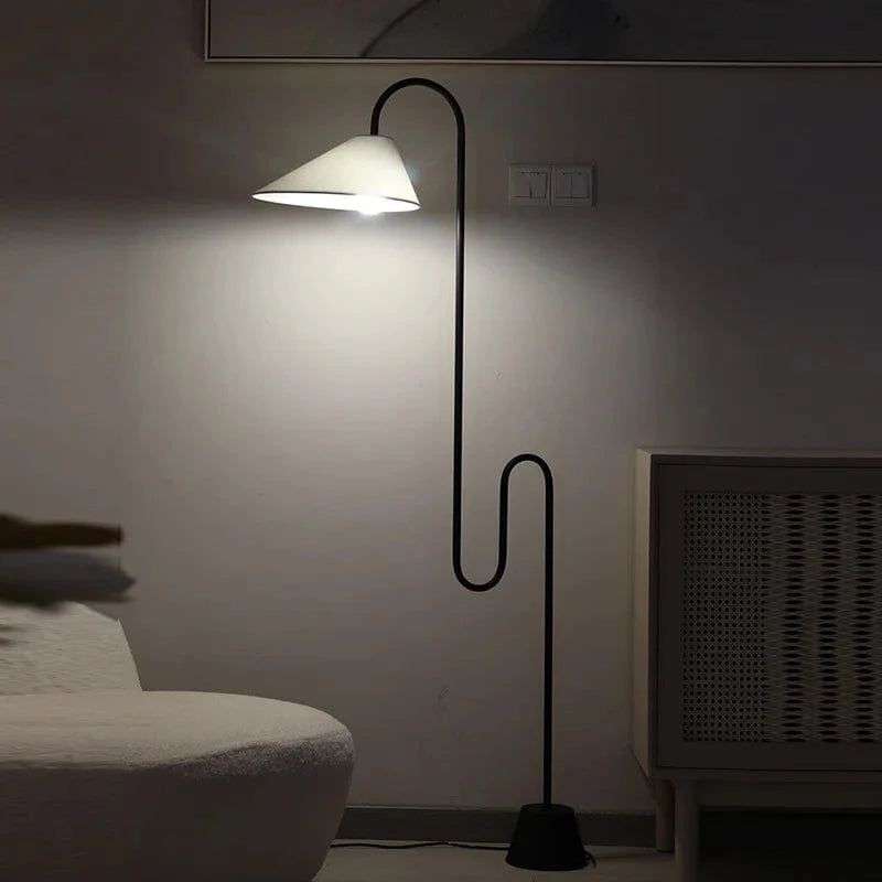 Lampadaire LED Scandinave "Vintage Sound" d'Ambiance | Marco Lucetti
