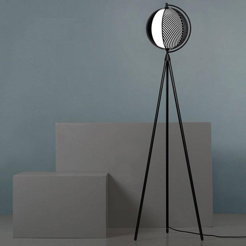 Lampadaire LED Swedish Black Tripod | Marco Lucetti