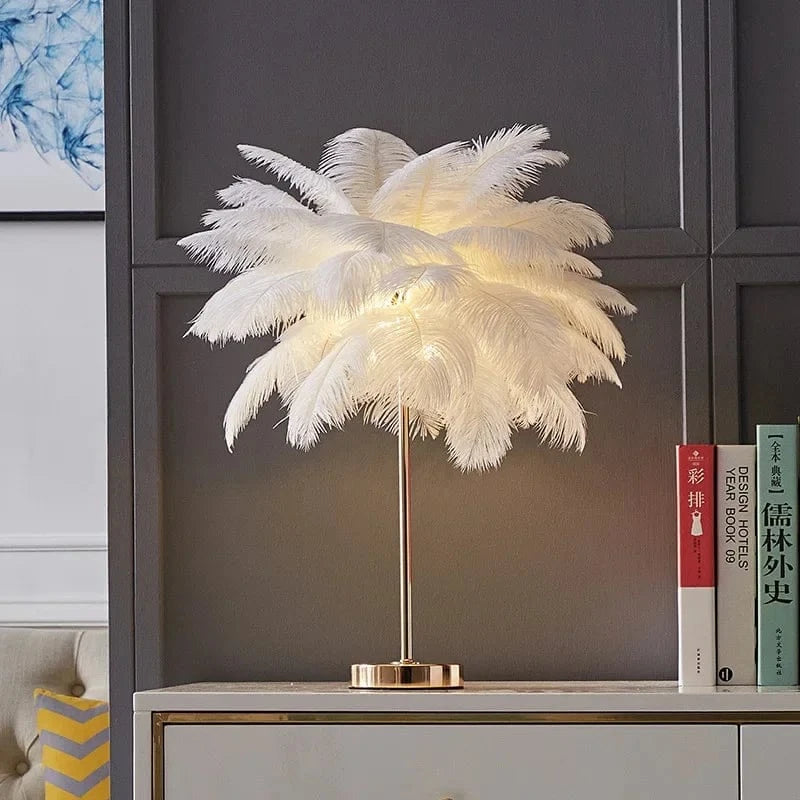 Lampadaire Luxe en Plumes d'Autruche avec Luminaire LED | Marco Lucetti