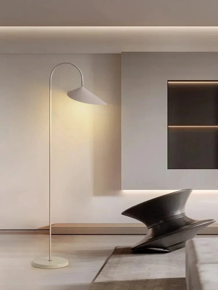 Lampadaire médiéval de Style Crème Heritage | Marco Lucetti