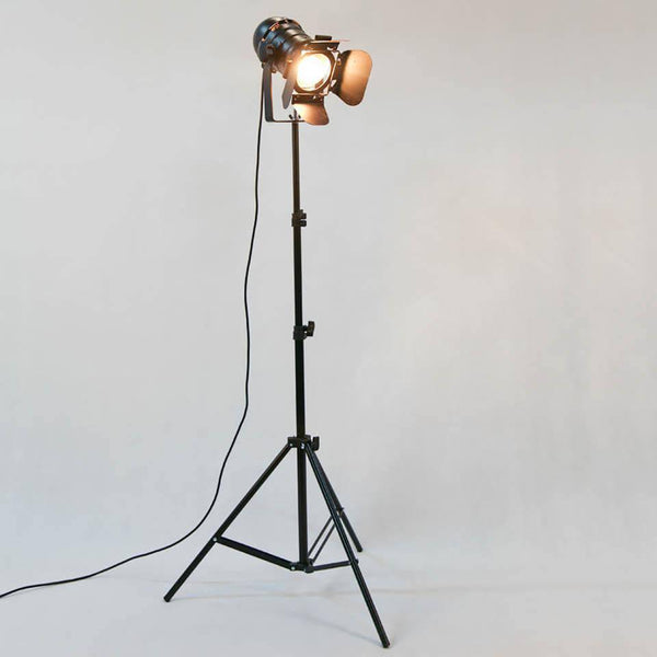 Lampadaire projecteur sur pied cinéma ajustable | Marco Lucetti EU