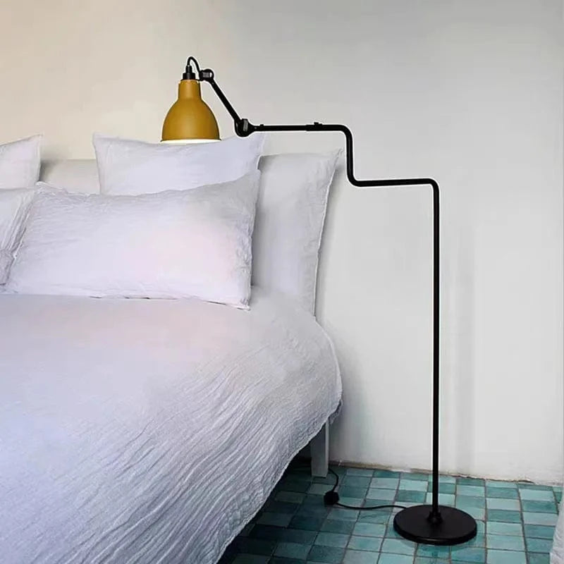 Lampadaire rotatif à bras long en métal pour lecture et bureau - éclairage premium | Marco Lucetti