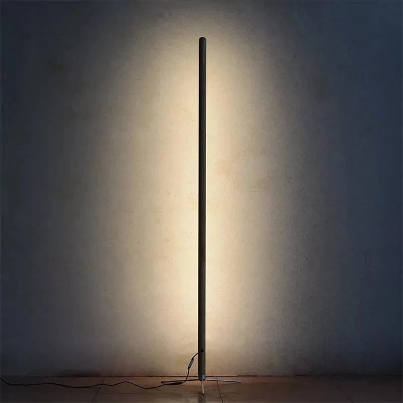 Lampadaire sur pied en bois à LED - Collection Lumière Naturelle | Marco Lucetti