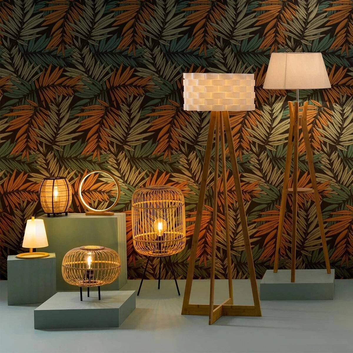 Lampadaire trépied en polypropylène bambou. | Marco Lucetti