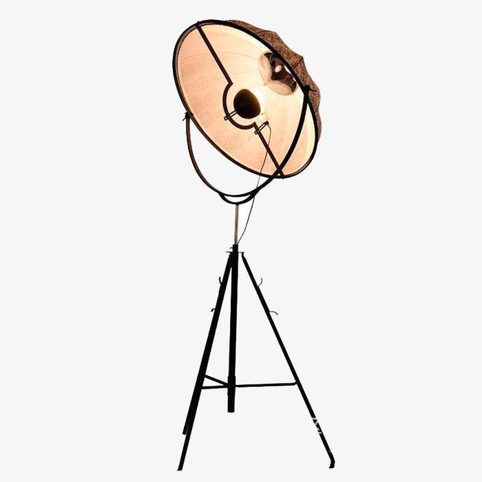 Lampadaire tripod Fortuny Studio | Marco Lucetti