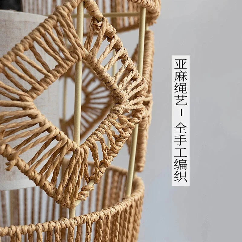 Lampadaires chinois rétro en rotin tissé, faits main pour chambre et salon | Marco Lucetti