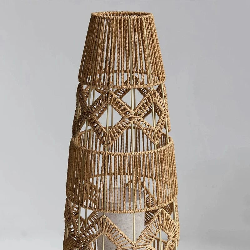 Lampadaires chinois rétro en rotin tissé, faits main pour chambre et salon | Marco Lucetti