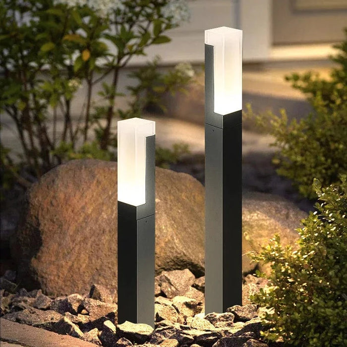 Lampe à gazon moderne en aluminium - Eclairage extérieur de jardin | Marco Lucetti