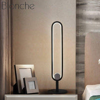 Lampe à LED design Loft avec anneau métal noir | Marco Lucetti