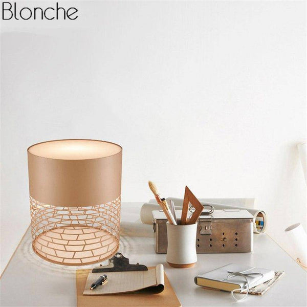 Lampe à LED Hollow: Design Élégant | Marco Lucetti