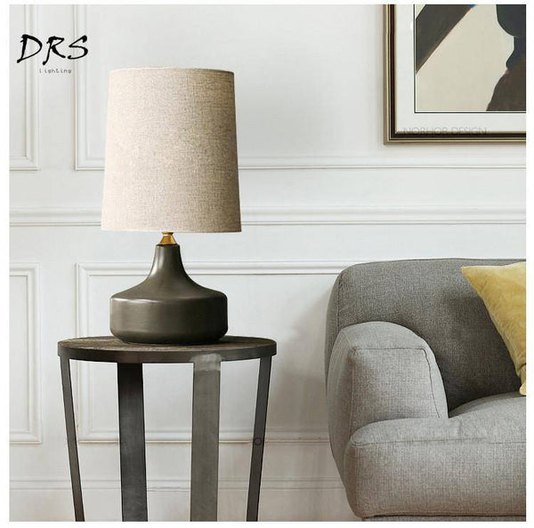 Lampe à poser design en céramique et tissu pour un mariage | Marco Lucetti