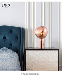 Lampe à poser design en PVC rose gold Melt - Édition Limitée | Marco Lucetti