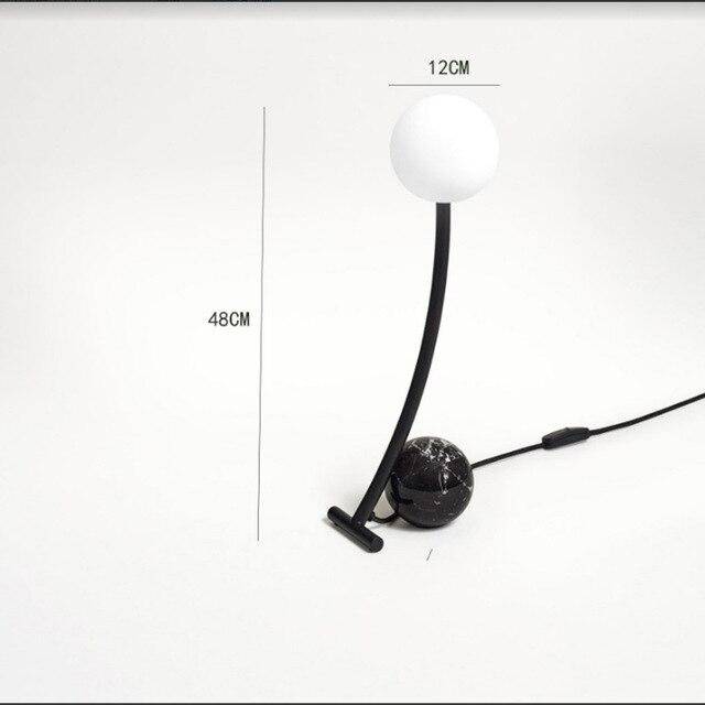 Lampe à poser LED en marbre et métal courbé "Lumina" | Marco Lucetti