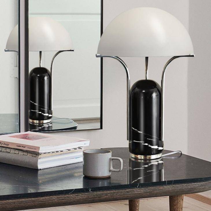 Lampe à poser LED en métal et marbre style Mushroom - Élégance Illuminée | Marco Lucetti